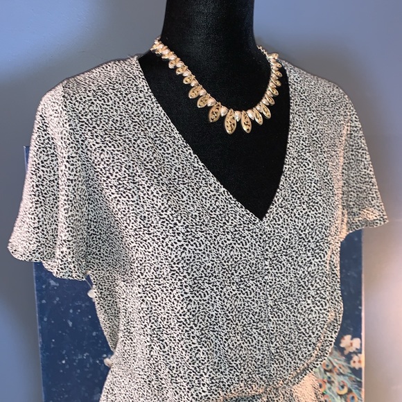 NWT Sienna Sky Size XS Cinched Waist Blouse - Picture 2 of 12